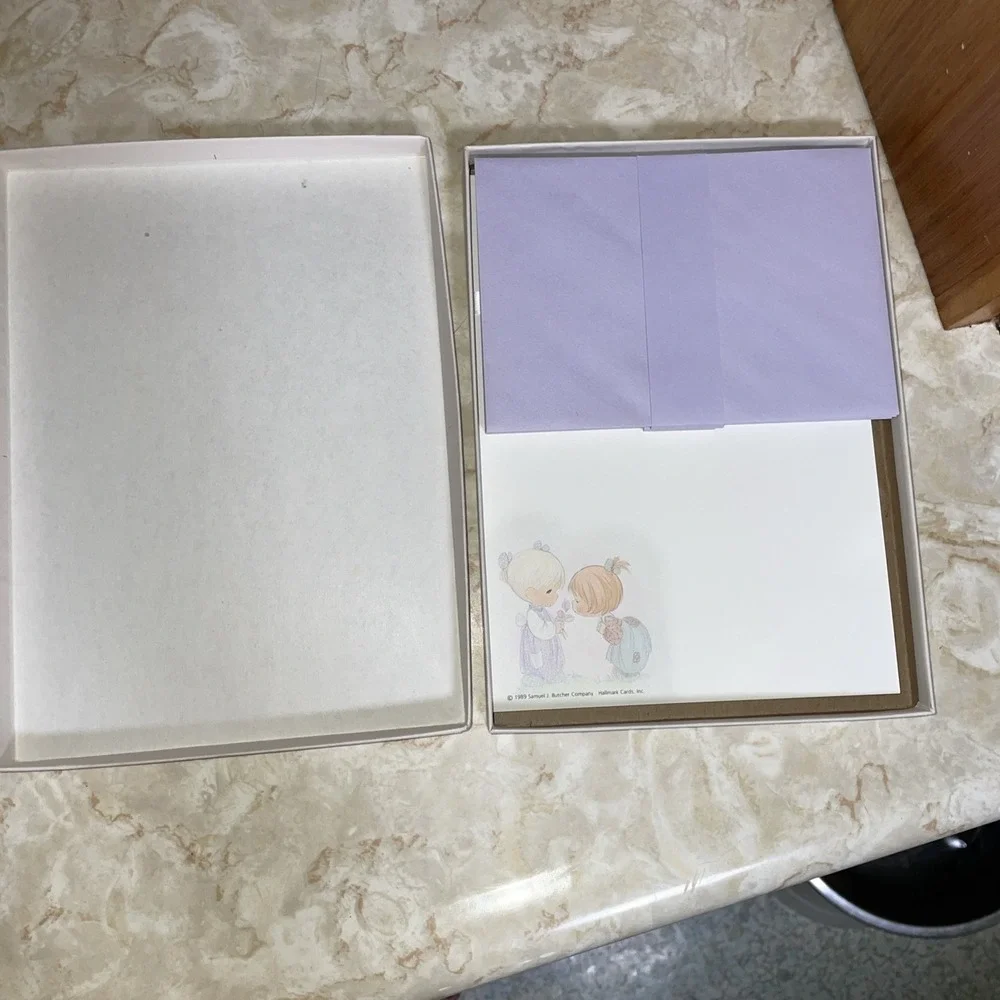 Hallmark Precious Moments Stationary‎ Set